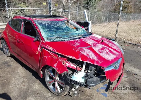 2012 Hyundai Veloster Base W/Red/Black z USA, uszkodzony, nr VIN KMHTC6AD7CU081791